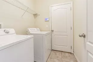 907 Peregrine Hill Pl, Ruskin, FL 33570 - Photo 10