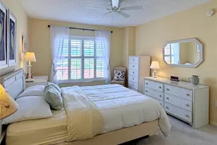 4900 Brittany Dr S, Saint Petersburg, FL 33715 - Photo 10