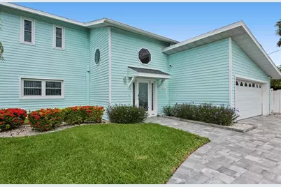 544 Lillian Drive, Madeira Beach, FL 33708 - Photo 2