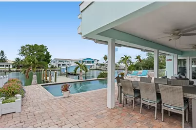 544 Lillian Drive, Madeira Beach, FL 33708 - Photo 14