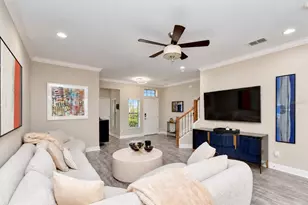 11650 Crowned Sparrow Ln, Tampa, FL 33626 - Photo 12