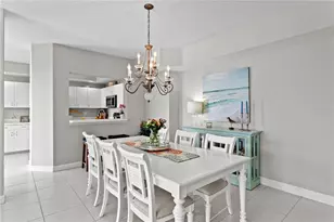 4750 Dolphin Cay Ln S, Saint Petersburg, FL 33711 - Photo 4
