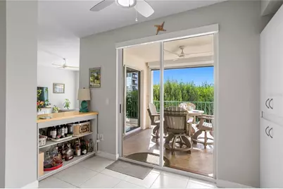 4750 Dolphin Cay Lane S #107, Saint Petersburg, FL 33711 - Photo 18