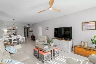 4750 Dolphin Cay Lane S #107, Saint Petersburg, FL 33711 - Photo 6