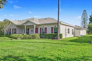 173 Bell Tower Crossing E, Poinciana, FL 34759 - Photo 2
