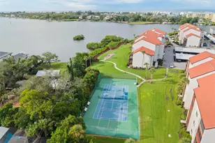 1636 Stickney Point Rd, Sarasota, FL 34231 - Photo 34