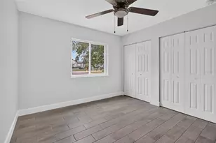 876 116th Ave N, Saint Petersburg, FL 33716 - Photo 14