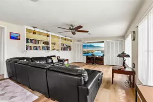 398 Colony Point Rd S, Saint Petersburg, FL 33705 - Photo 16