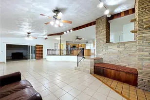 1348 Edgewater Beach Dr, Lakeland, FL 33805 - Photo 6