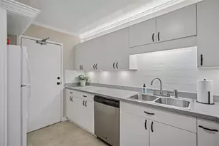 1621 Gulf Blvd, Clearwater, FL 33767 - Photo 20