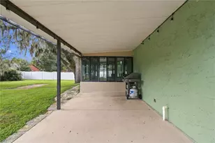 8410 Angela Ct, Zephyrhills, FL 33541 - Photo 44