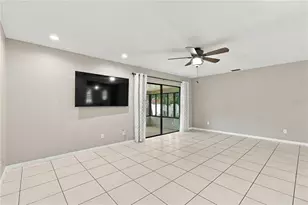 8410 Angela Ct, Zephyrhills, FL 33541 - Photo 24