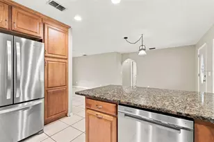 8410 Angela Ct, Zephyrhills, FL 33541 - Photo 18
