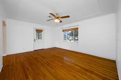 5918 4th Avenue N, Saint Petersburg, FL 33710 - Photo 8