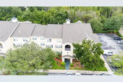 18235 Bridle Club Drive #18235, Tampa, FL 33647 - Photo 4