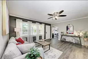 2608 Oakwood Dr, Largo, FL 33771 - Photo 4