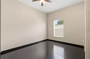 2115 Salem Ave N, Saint Petersburg, FL 33714 - Photo 14