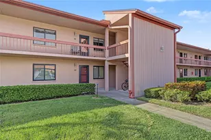 110 Lakeside Ct, Oldsmar, FL 34677 - Photo 1