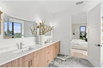 7176 S Shore Drive S, South Pasadena, FL 33707 - Photo 32