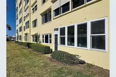 4550 Cove Circle #106, Saint Petersburg, FL 33708 - Photo 32