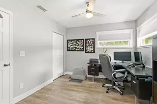 3926 W Cass St, Tampa, FL 33609 - Photo 26