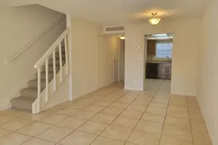 711 Russell Ln, Brandon, FL 33510 - Photo 10