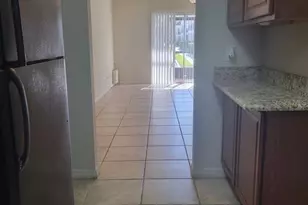 711 Russell Ln, Brandon, FL 33510 - Photo 4