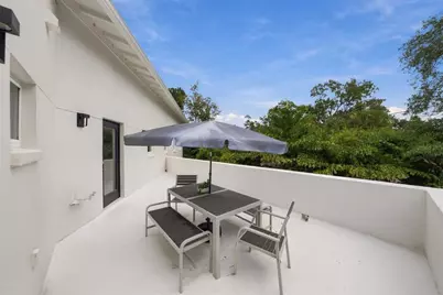 2703 W Price Avenue, Tampa, FL 33611 - Photo 54