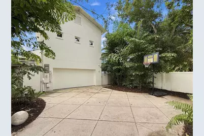 2703 W Price Avenue, Tampa, FL 33611 - Photo 74