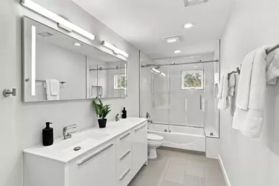 2703 W Price Avenue, Tampa, FL 33611 - Photo 52