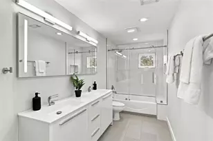 2703 W Price Ave, Tampa, FL 33611 - Photo 52