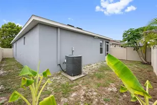 7310 Indigo Oasis Ct, Gibsonton, FL 33534 - Photo 50