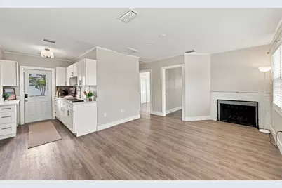 15424 2nd Street E, Madeira Beach, FL 33708 - Photo 14