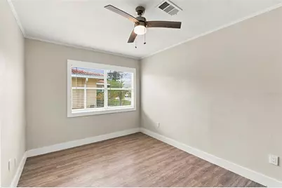 15424 2nd Street E, Madeira Beach, FL 33708 - Photo 28