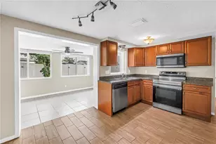 1516 Derrick St, Holiday, FL 34690 - Photo 12
