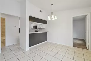3964 Dream Oak Pl, Tampa, FL 33613 - Photo 4