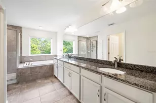 11641 Sweet Tangerine Ln, Tampa, FL 33626 - Photo 32