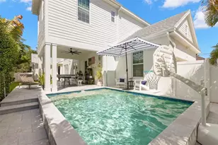842 19th Ave N, Saint Petersburg, FL 33704 - Photo 14