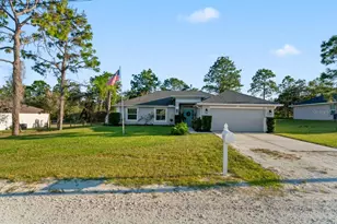11352 Mississippi Kite Ave, Weeki Wachee, FL 34614 - Photo 4