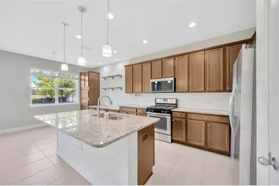7010 Old Benton Drive, Apollo Beach, FL 33572 - Photo 6