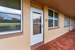 5095 Bay St NE, Saint Petersburg, FL 33703 - Photo 4
