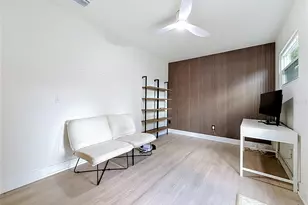 5833 Dartmouth Ave N, Saint Petersburg, FL 33710 - Photo 40