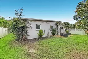 5833 Dartmouth Ave N, Saint Petersburg, FL 33710 - Photo 52