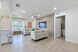 5833 Dartmouth Ave N, Saint Petersburg, FL 33710 - Photo 16