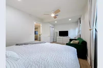5833 Dartmouth Avenue N, Saint Petersburg, FL 33710 - Photo 30