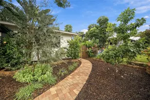 1926 Burlington Ave N, Saint Petersburg, FL 33713 - Photo 42