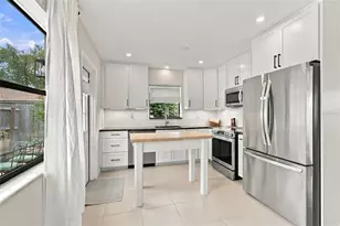 1672 Rainbow Dr, Clearwater, FL 33755 - Photo 12