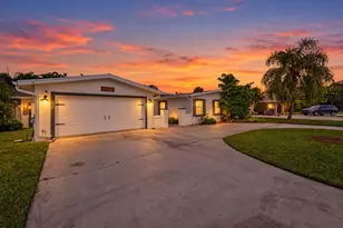 3936 E Eden Roc Cir, Tampa, FL 33634 - Photo 2