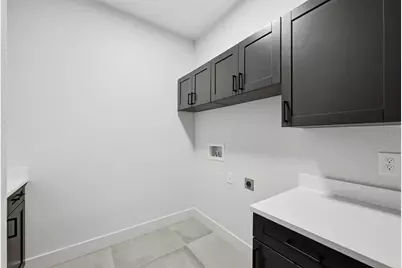 3205 W Wyoming Avenue, Tampa, FL 33611 - Photo 46