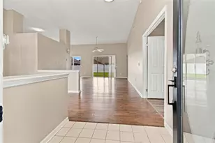 28436 Openfield Loop, Wesley Chapel, FL 33543 - Photo 2